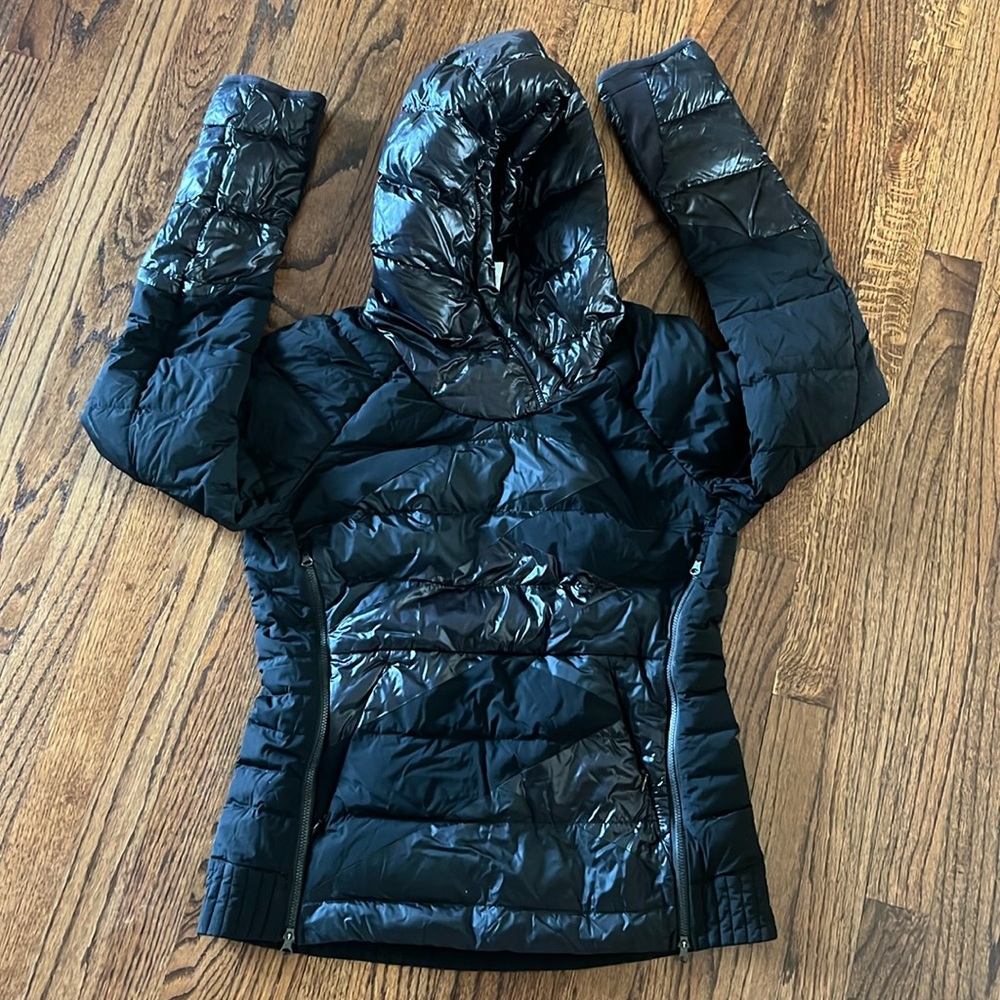 Lululemon down pullover